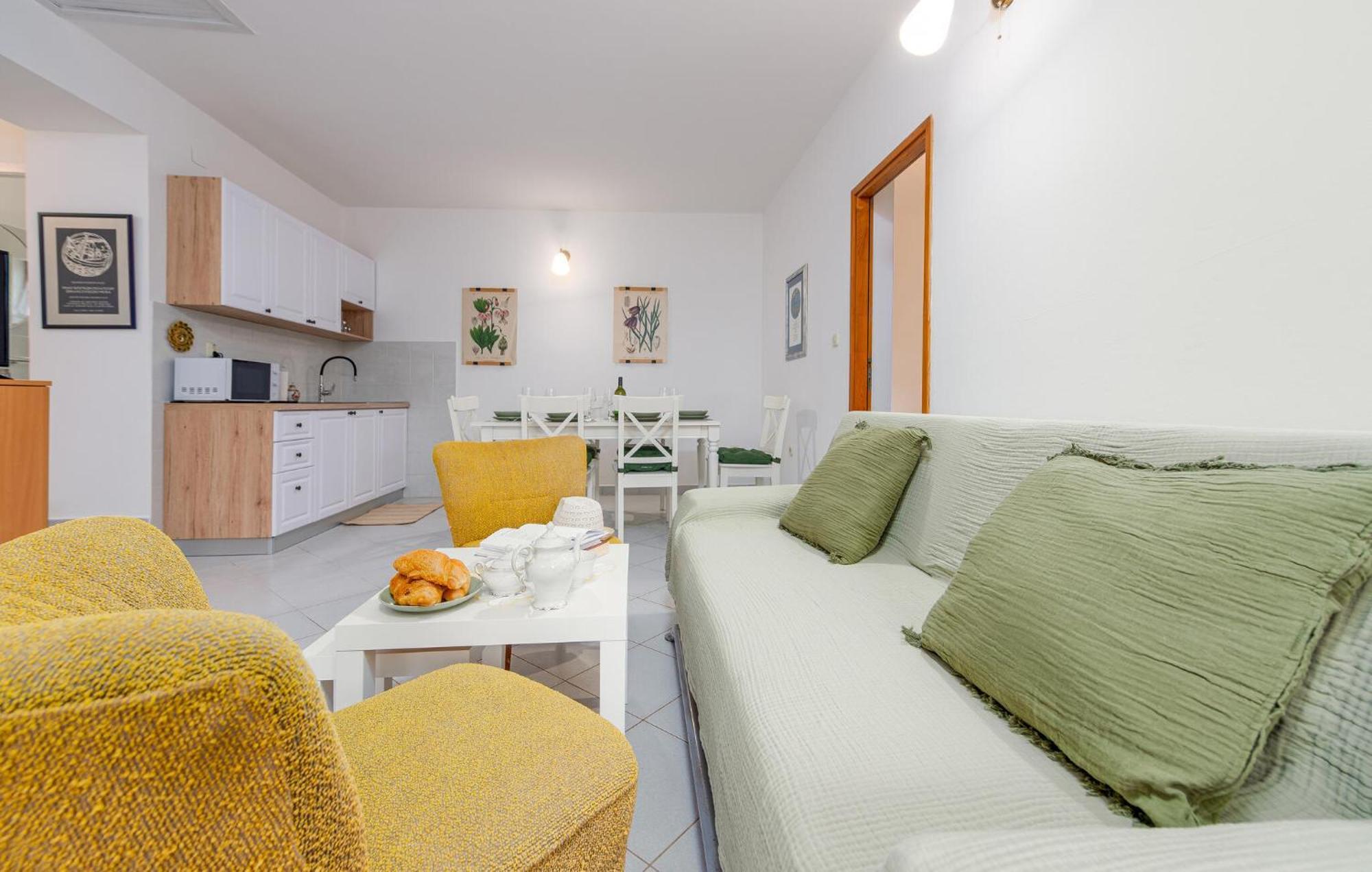 Beautiful Home In Novalja With Wifi Exteriör bild